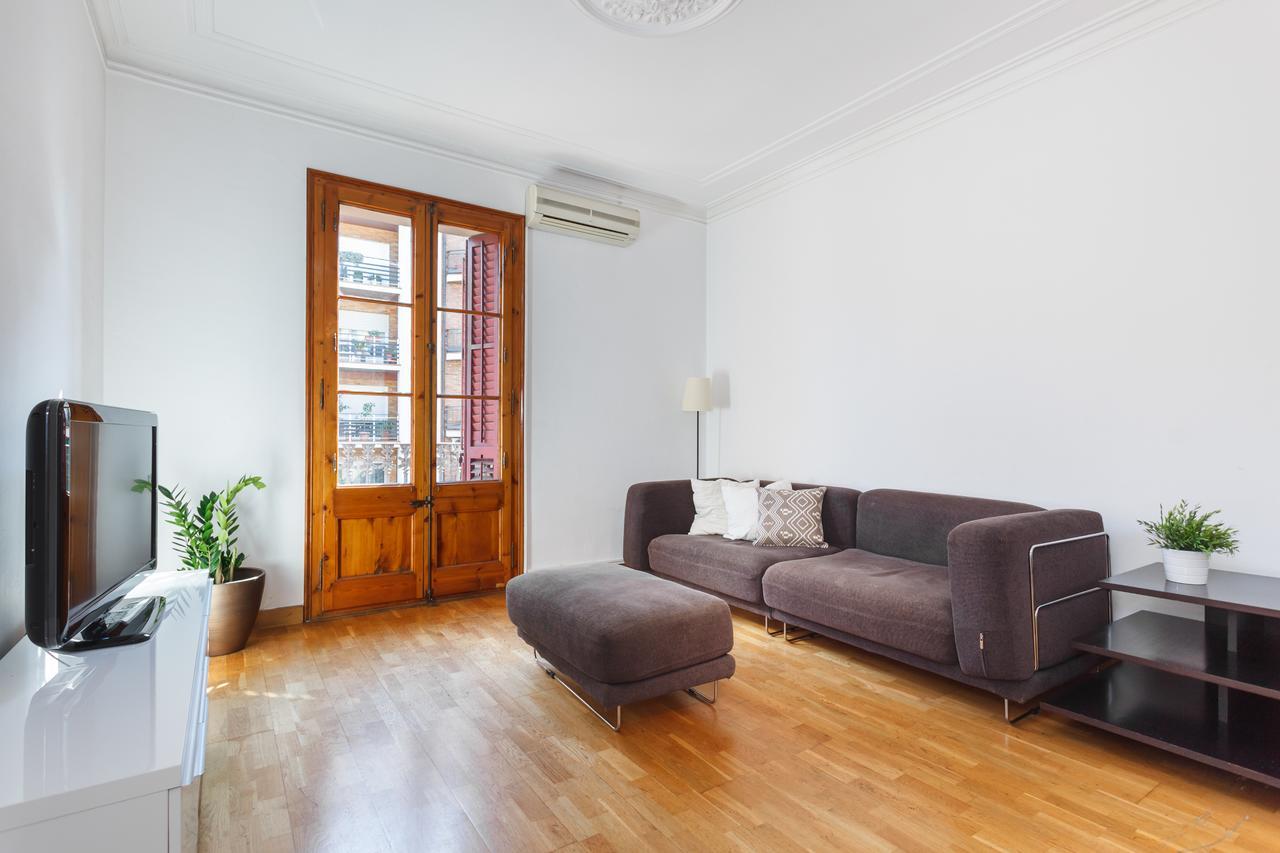 Appartement Flateli Aribau à Barcelone Extérieur photo