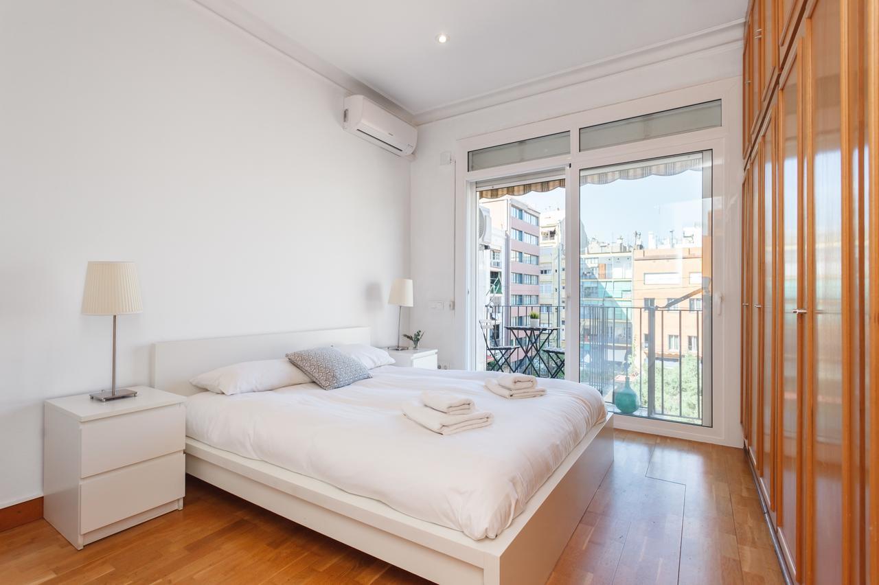 Appartement Flateli Aribau à Barcelone Extérieur photo