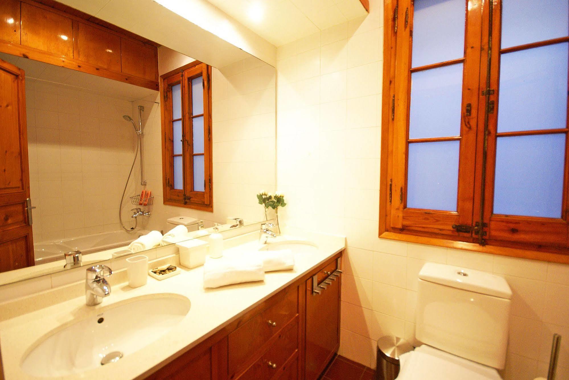 Appartement Flateli Aribau à Barcelone Extérieur photo