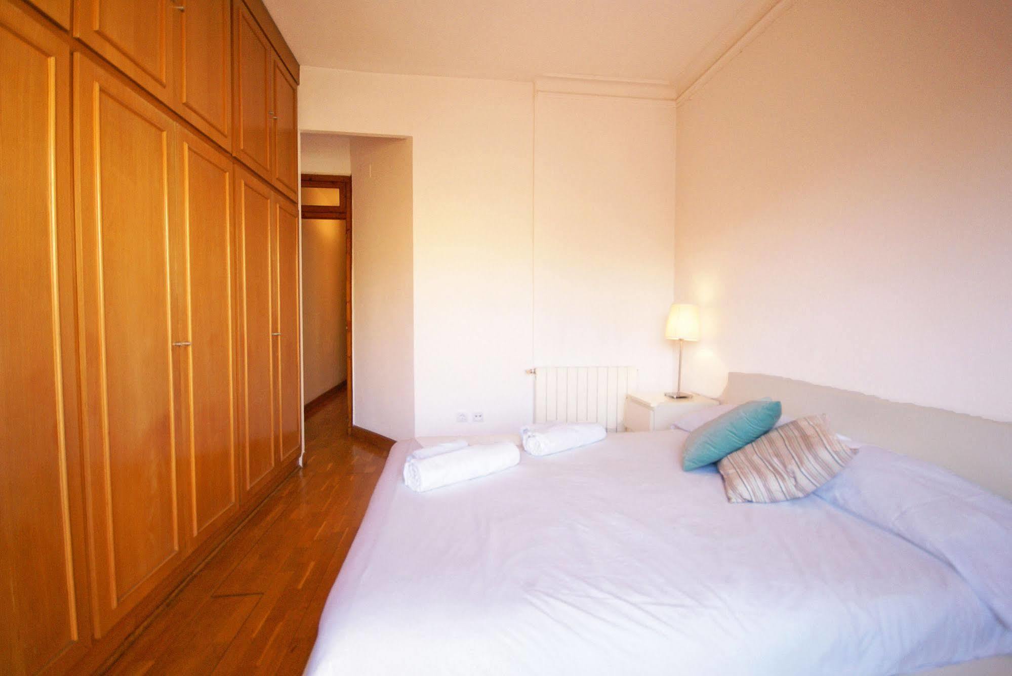 Appartement Flateli Aribau à Barcelone Extérieur photo